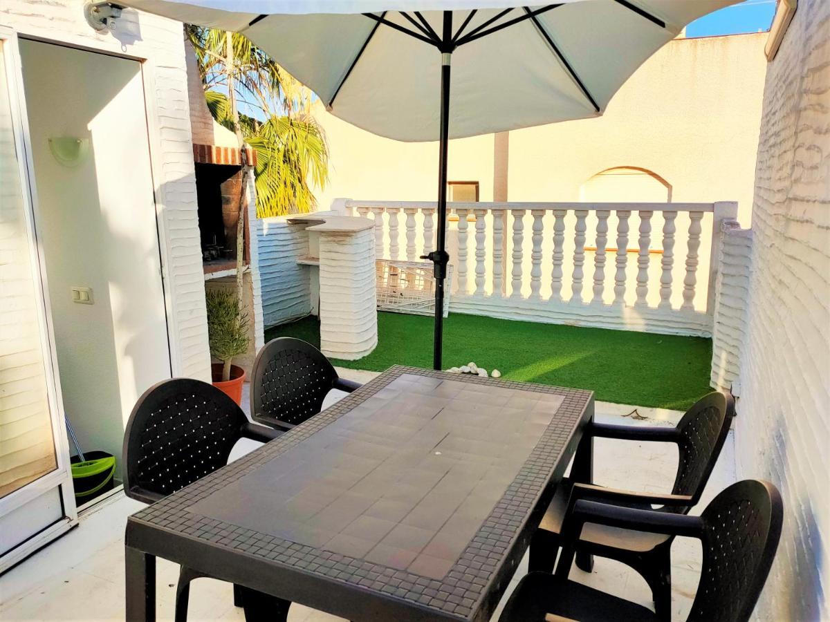 Townhouse With Bbq And Pools - Costa Hispania Vakantiehuis *